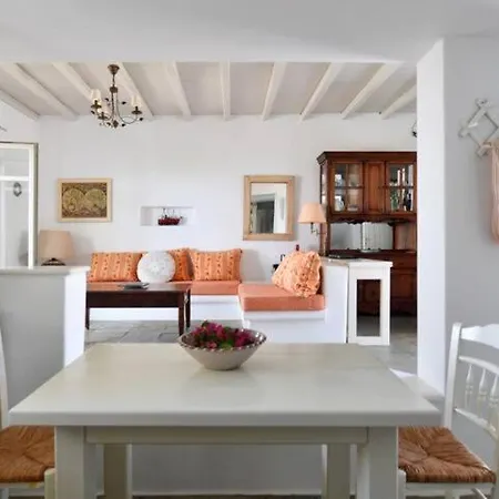 Ourania Semesterbostad